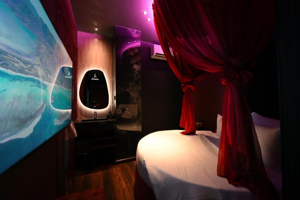 L’amour Hotel